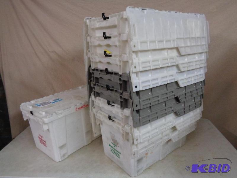 lot 123A image: 8 totes. Folding lids, nesting. Some might ha...