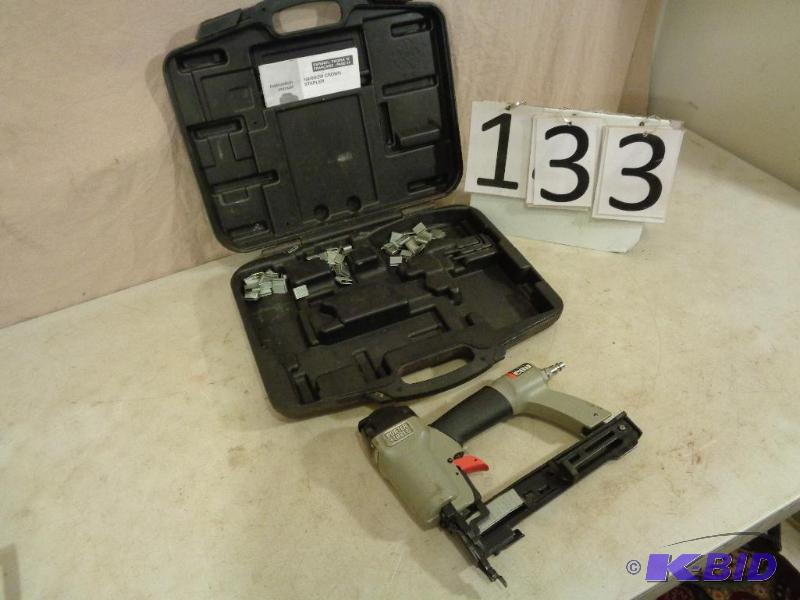 lot 133 image: Porter Cable Crown Stapler. NS 100A. Comes wi...