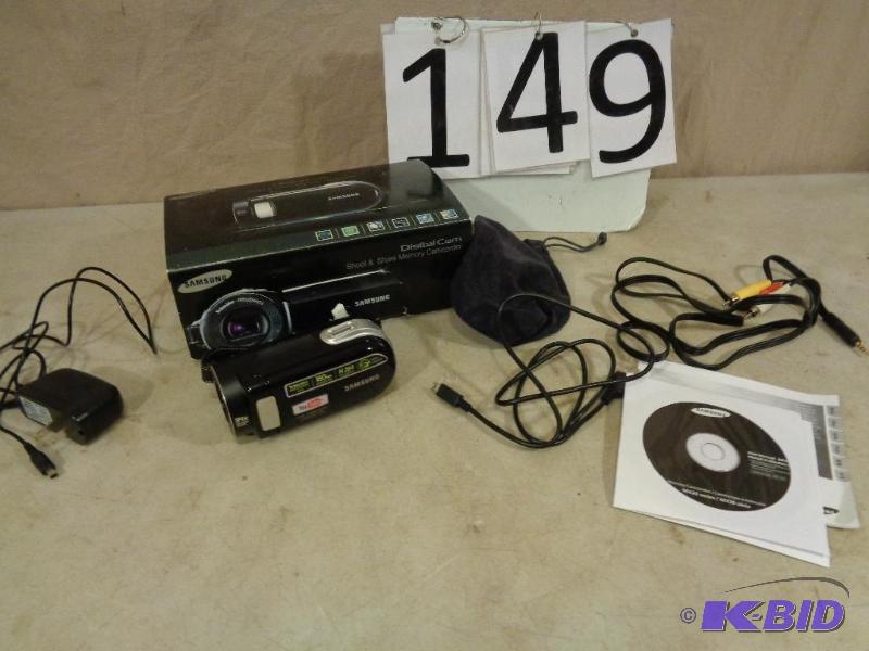 lot 149 image: Samsung SC-MX20BXAA Digital Camcorder. 34X O...