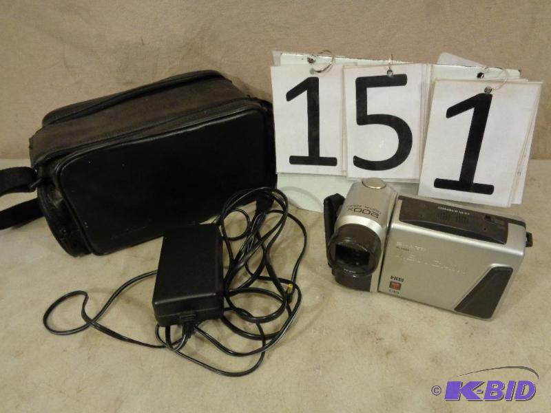 lot 151 image: Sharp VL-H880&nbspDigital Video Camera. Take...