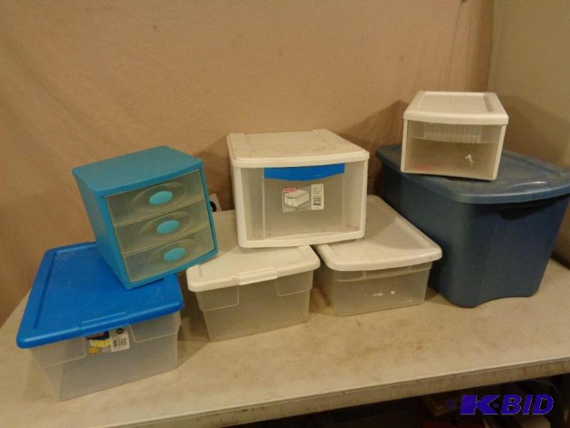 lot 168 image: Lot of 4 Assorted Smaller Totes, Storage Orga...