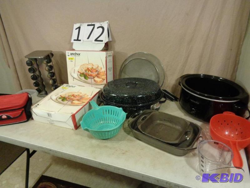lot 172 image: Crockpot, Pans, Roaster, Spice Rack, 2 Chip a...