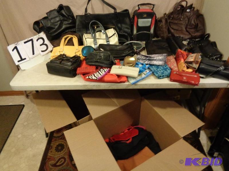 lot 173 image: Large Lot of Assorted Purses, Bags, Wallets, ...