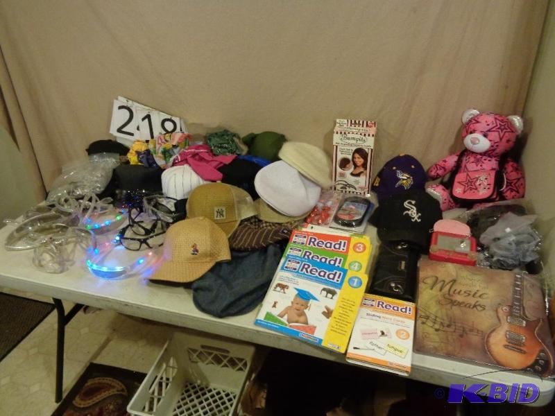 lot 218 image: My Baby Can Read Books, Flashlight Glasses, L...