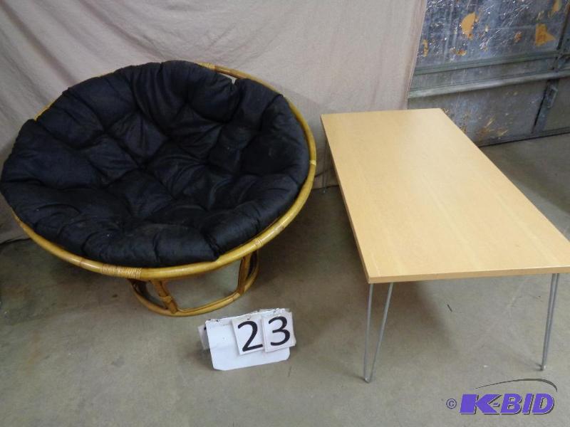 lot 23 image: Wicker Pier One Imports Chair and Coffee Tabl...