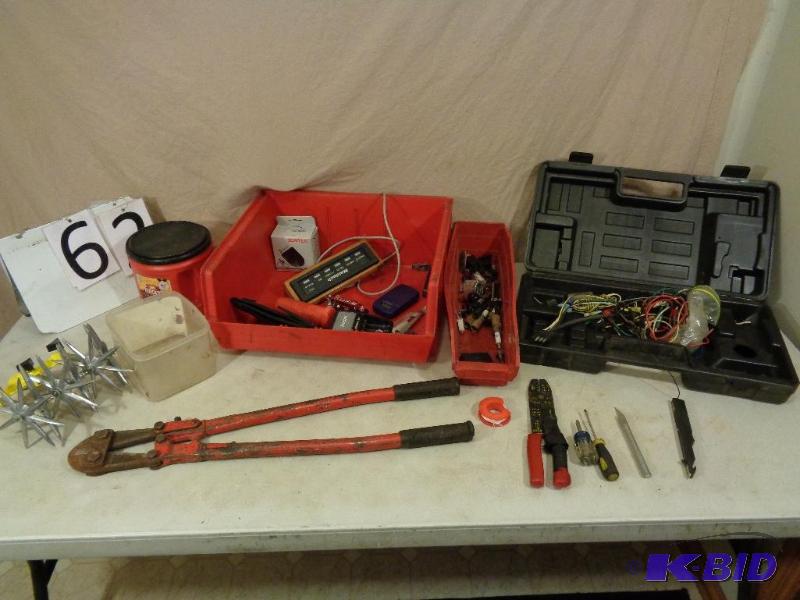 lot 62 image: Bolt Cutter (needs adjustment, good jaws), Ha...