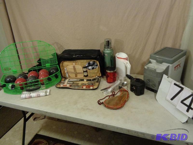 lot 74 image: Picnic Bag, Stanley Thermos, Bocce Ball, 12 V...