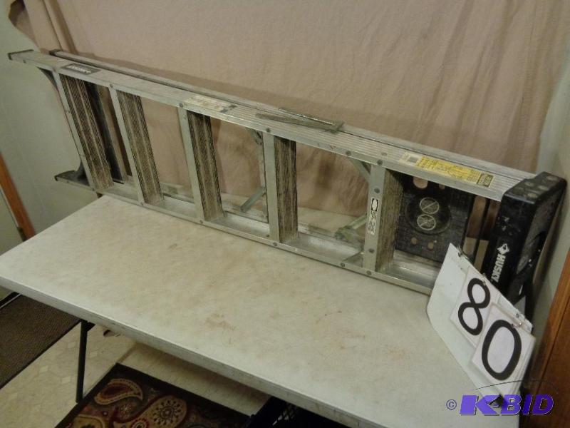 lot 80 image: Husky 6 Ft Aluminum Step Ladder. ...