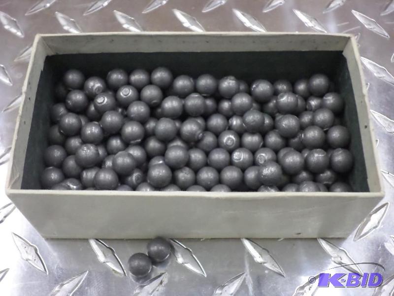 lot 64 image: (236) .418 Lead Balls...
