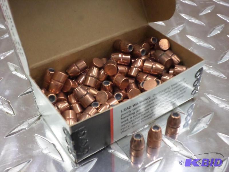 lot 75 image: Box Of Hornady XTP .32 85gr Bullets...