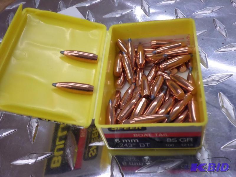 lot 79 image: Box Of Speer 6mm 85gr .243 Boat Tail Bullets...