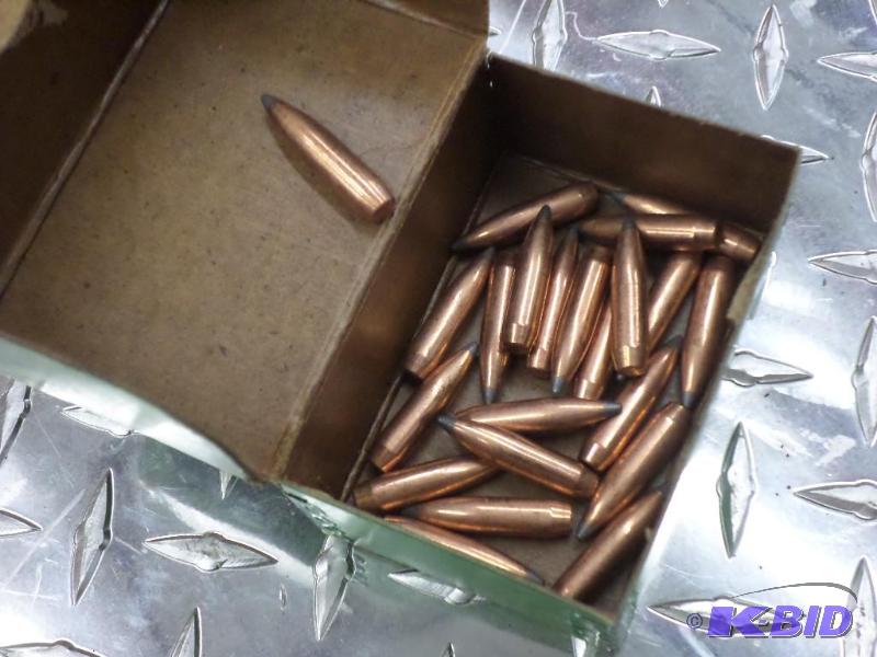 lot 87 image: Box Of 7mm 160gr .284 Spitzer Boat Tail Bulle...