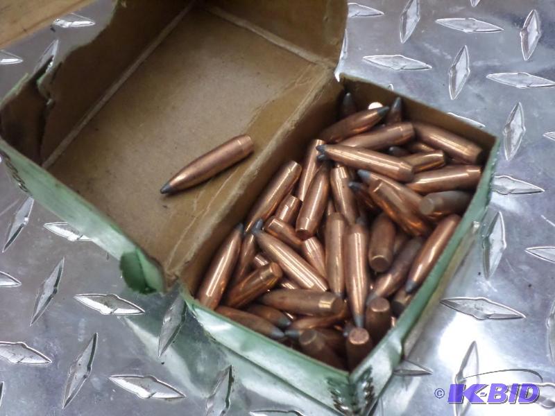 lot 88 image: Box Of 7mm 160gr .284 Spitzer Boat Tail Bulle...
