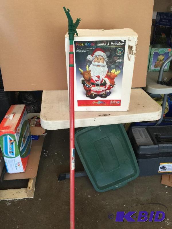 lot 109 image: Fiber optic Santa and holiday light hanging t...