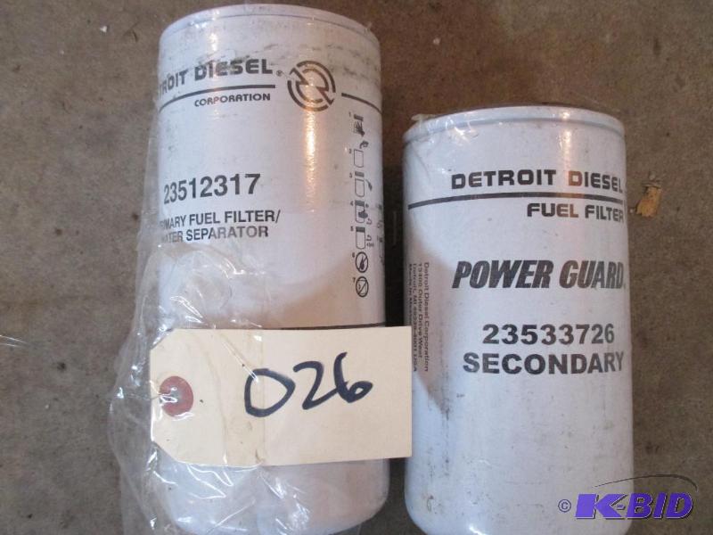 lot 26 image: Detroit Diesel Power Guard fuel filters, new ...