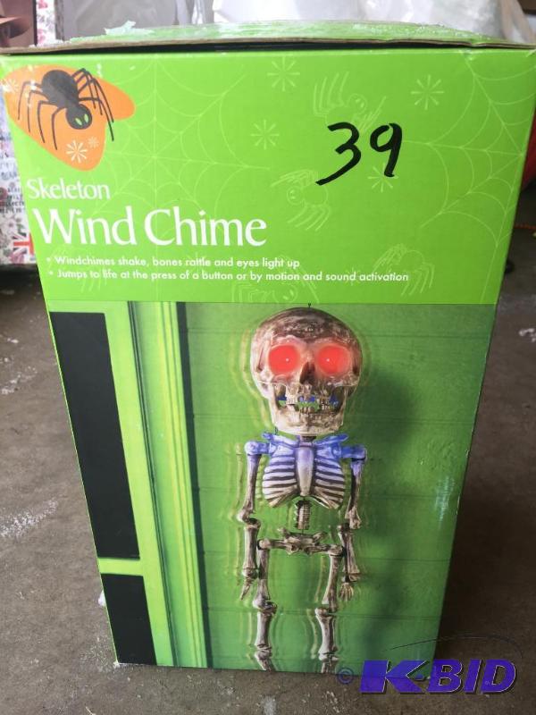 lot 39 image: Skeleton Wind Chime...