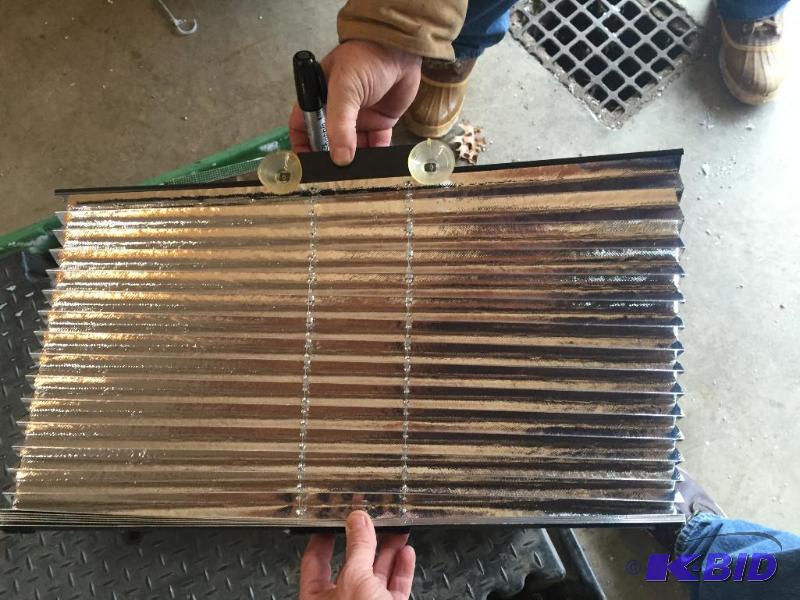 lot 47 image: Suction cup window blind...