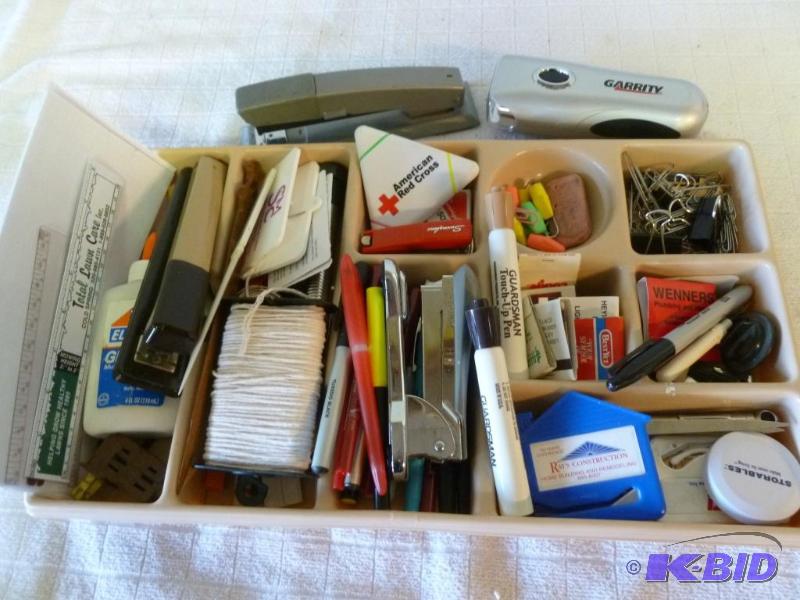 lot 100 image: Large plastic organizer loaded up with good o...