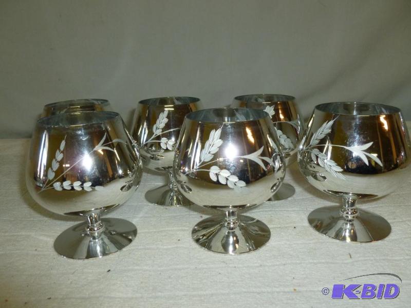 lot 102 image: Beautiful Mueller - Candlelite Crystal, blown...