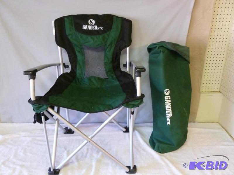 lot 122 image: Large Gander Mountain heavy duty aluminum fra...