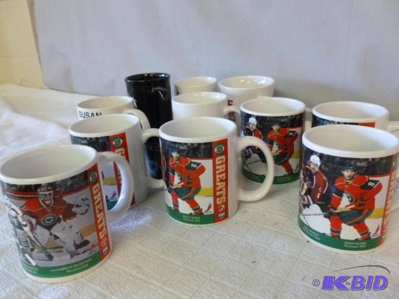 lot 124 image: Lot of coffee cups that include several colle...