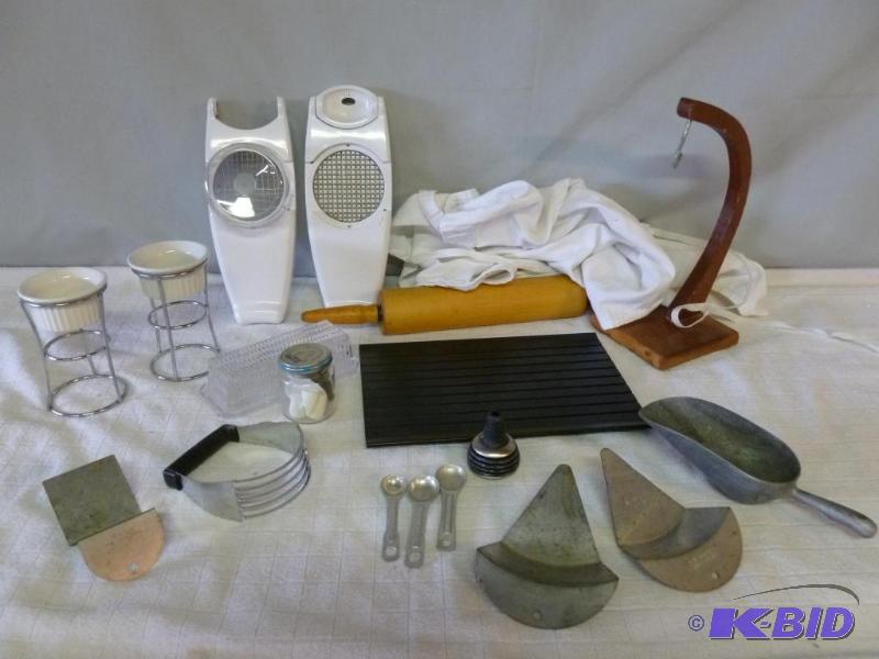 lot 29 image: Lot of kitchen items that includes a wooden r...