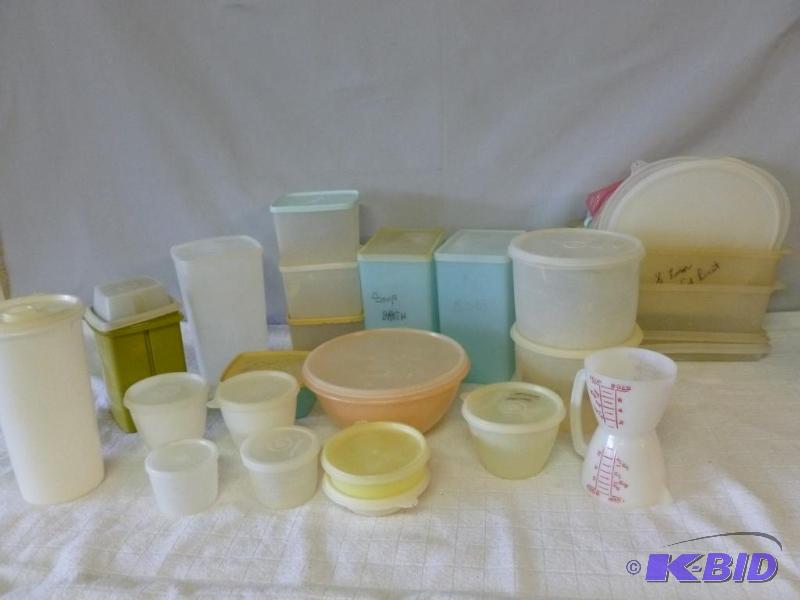 lot 34 image: Large lot of Tupperware and related kitchen i...