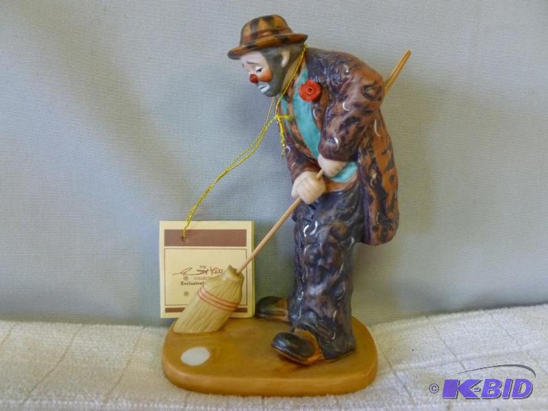 lot 83 image: Flambro Imports - Emmett Kelly Jr.&nbsphand ...