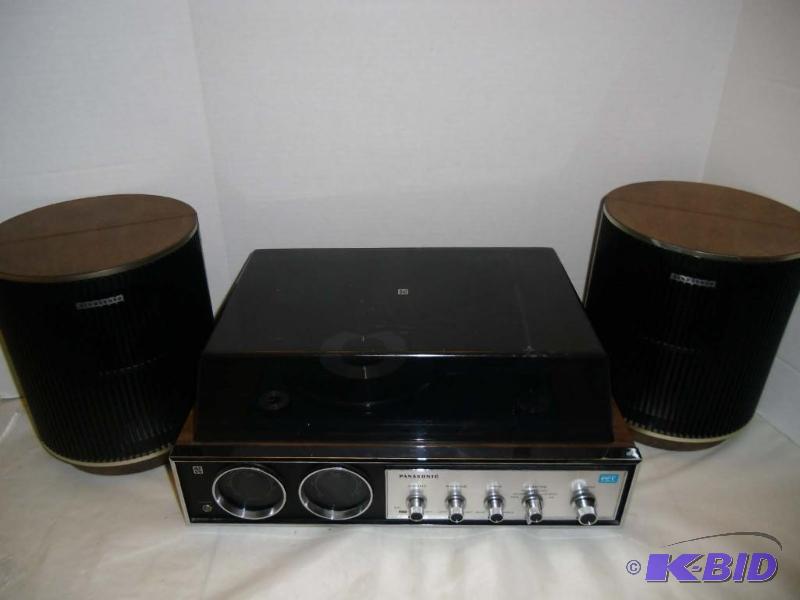 Old Vinyls? Panasonic SD 84 Record Player Turntable ~ AM/FM Radio