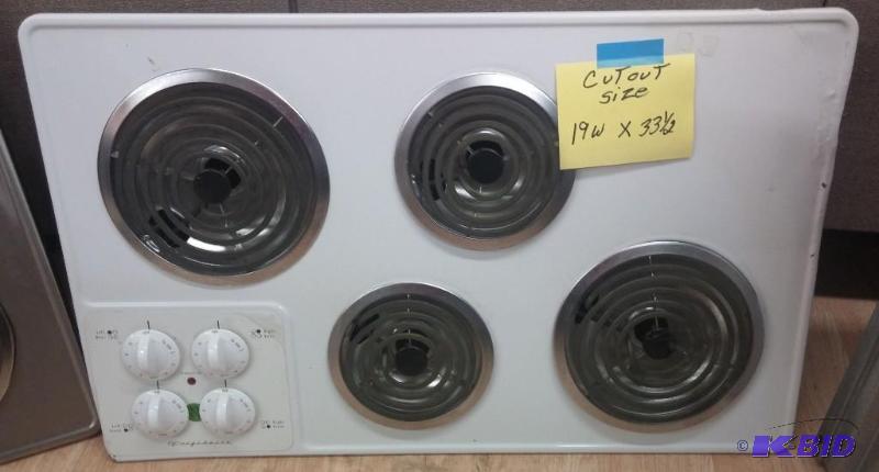 Frigidaire White Stove cut out. 18 12 X 30 1...