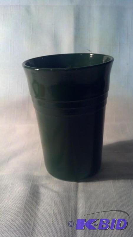 MODERNTONE, TUMBLER 7 OZ. GREEN IN COLOR...