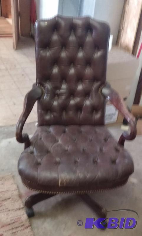 High Back LEATHER vintage Office chair. Leath...