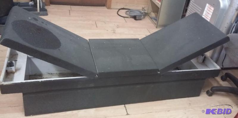 Tool Box for a full size Pickup. In great sha...