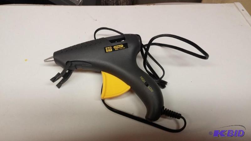Stanley NEW 80 wt Glue Gun, tested and works ...