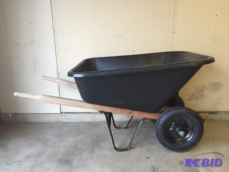 lot 9 image: Wheel Barrow