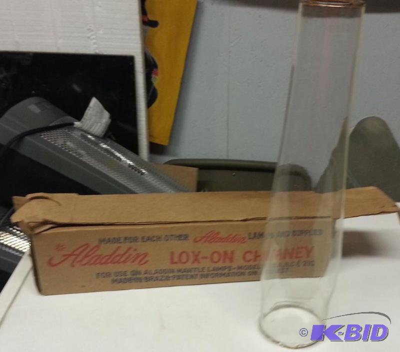 Vintage Alladdin Lamp Chimney, still in box...
