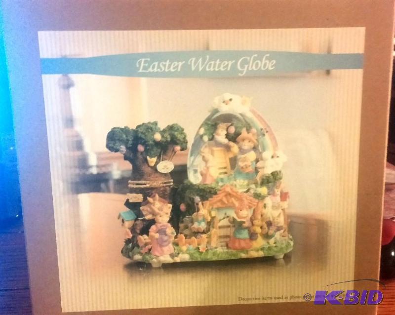 NEW Still in Box Easter Water Globe...
