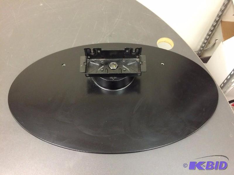 lot 20 image: Hitachi 50" Plasma TV Stand Oval 27.5&...