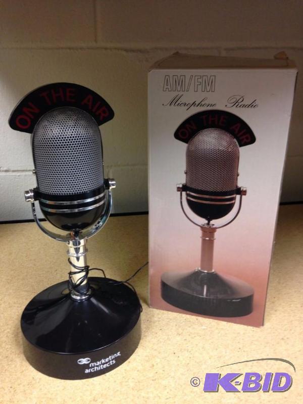 lot 26 image: AMFM Microphone Radio Tested and Fully Func...