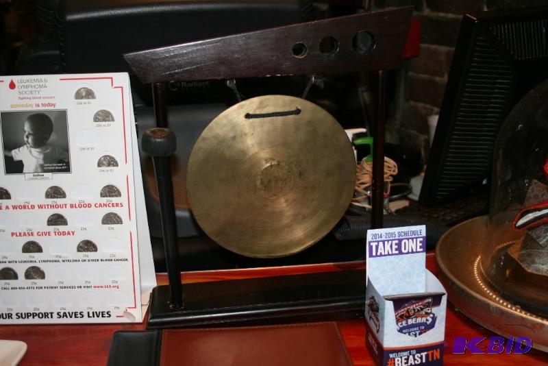 lot 22 image: Small Gong