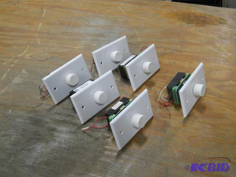 lot 12 image: 6 Soundlier Home Stereo Volume Knobs