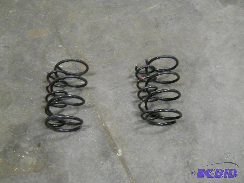 lot 19 image: 4 Heavy Duty Springs
