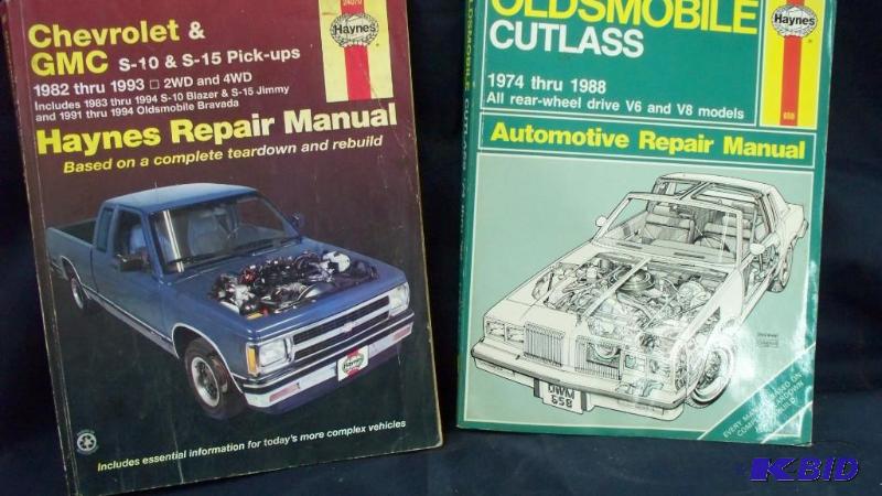 lot 45 image: Repair manuals...