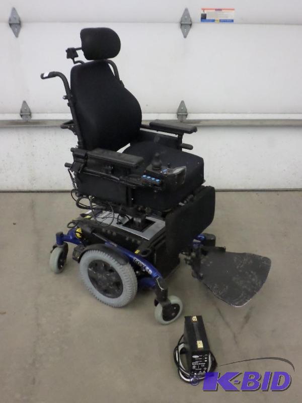 Invacare TDX-SP Powered Wheelchair, 300# Capa...