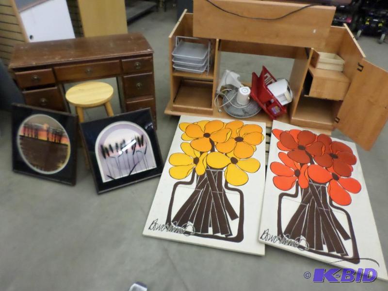 Pallet Lot Wooden Desk, Fan, Bar Stool, Wood...