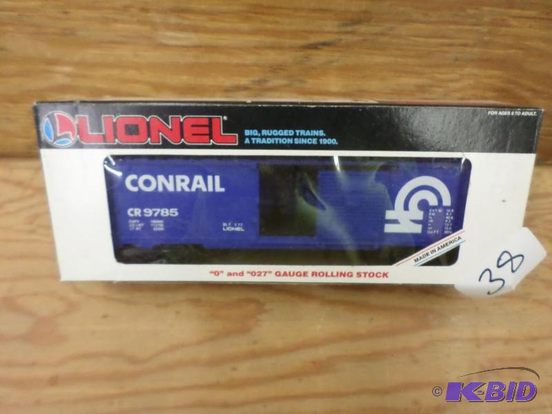 New Lionel Conrail Box Car...
