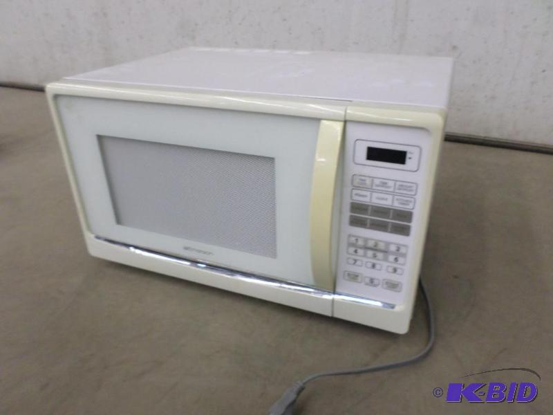 Emerson 120Volt Microwave...