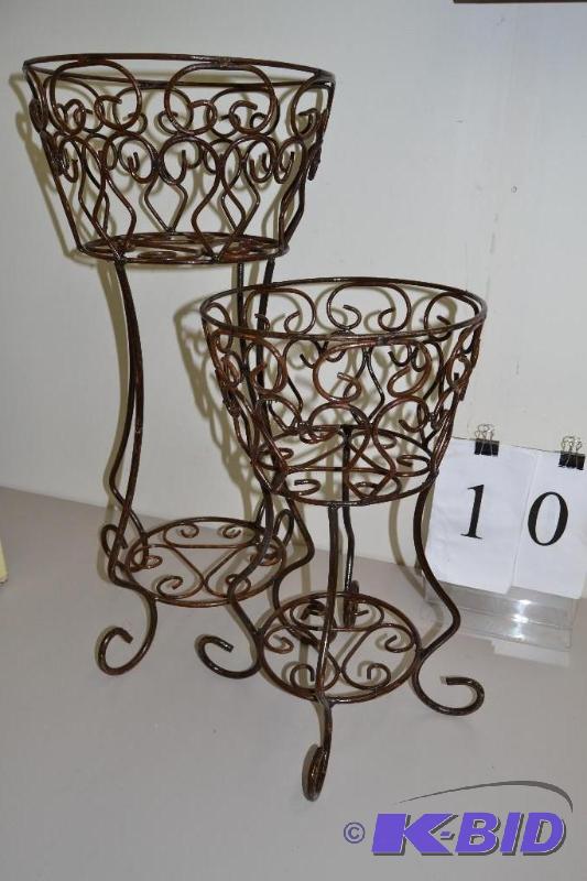 lot 10 image: plant stands