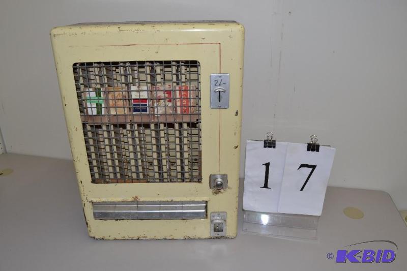 lot 17 image: Vintage wall mounted cigarette machine