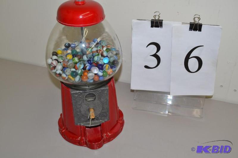 lot 36 image: gum ball machine
